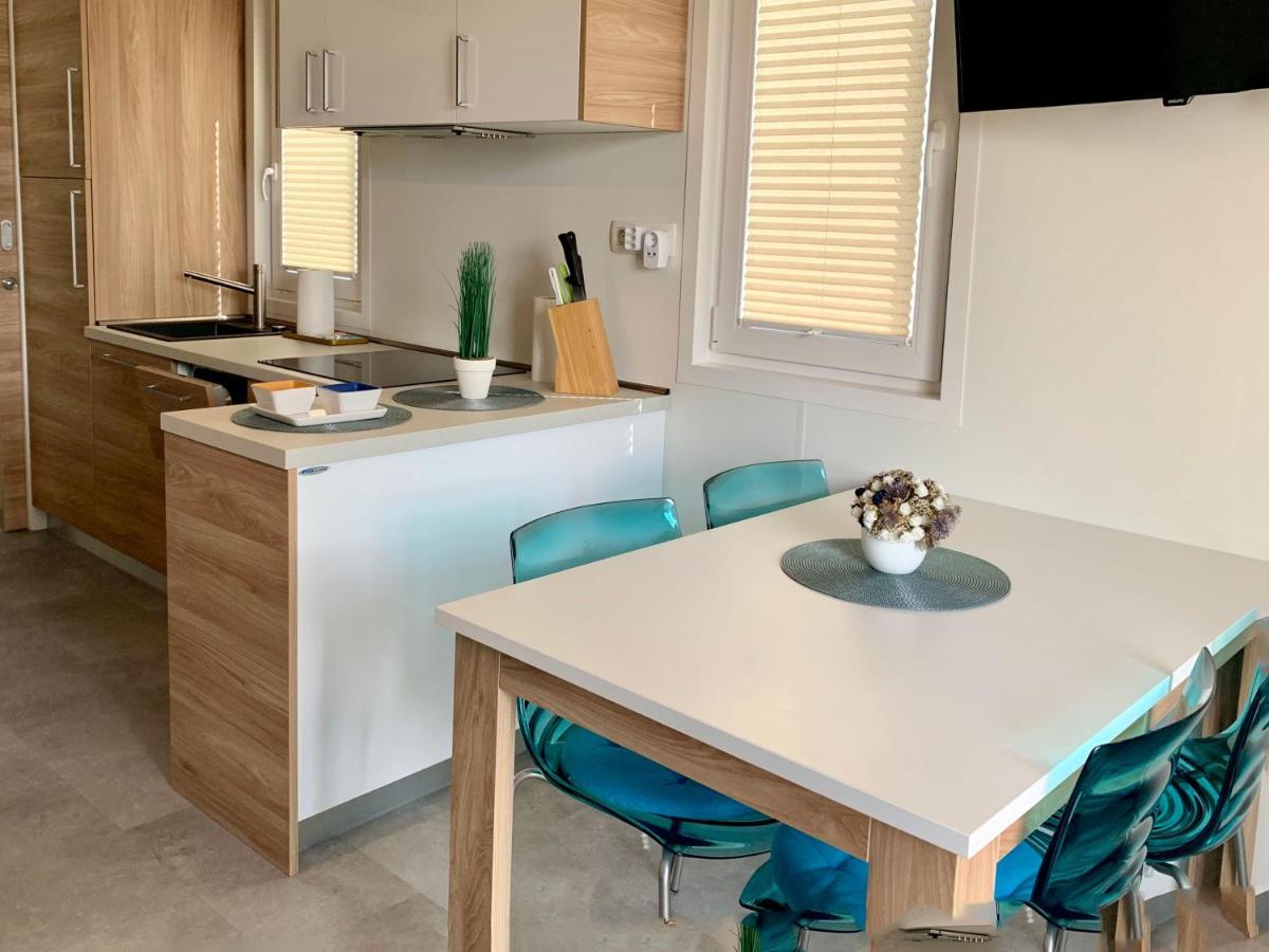 Bonita Houseboat Apartment Portorose Екстериор снимка